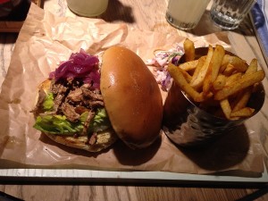 Turtle Bay - Pulled Chicken Bun