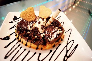 Scoops Desserts Waffle