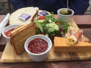 The Apple - Spaniard's Ploughmans