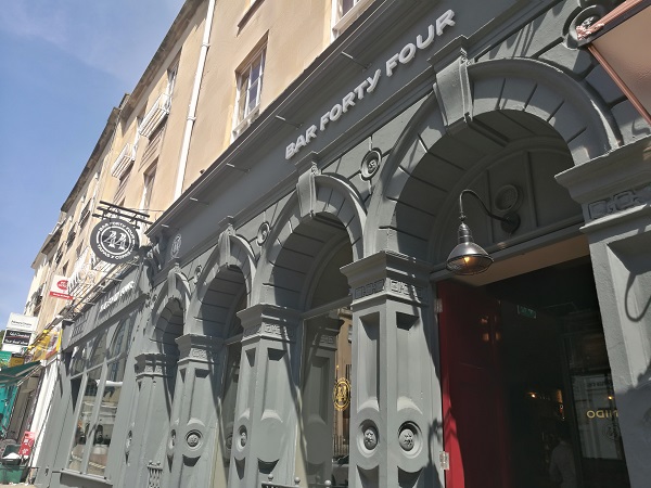 Bar 44 Bristol - Exterior