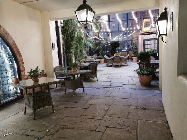 Hotel du Vin Bristol - Courtyard