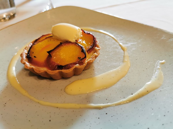 Arundell Arms Hotel - Peach Tart