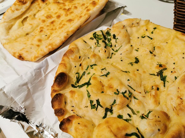 New Taj Gloucester Road - Cheese Naan and Peshwari Naan