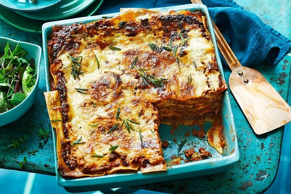 Smoky beef ragout and pumpkin lasagne - Delicious