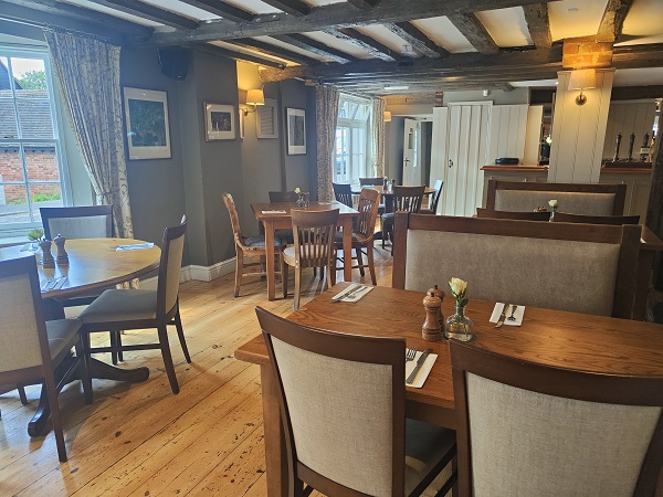 White Horse, Boughton-under-Blean, Kent - Interior 2