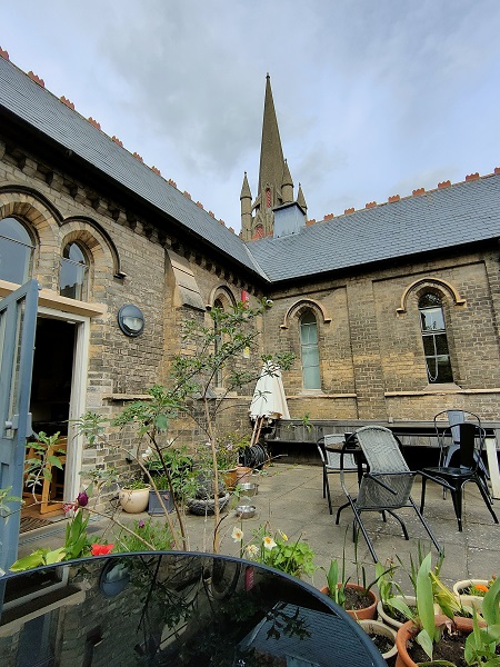 Old School Cafe Bury St Edmunds - Garden 1