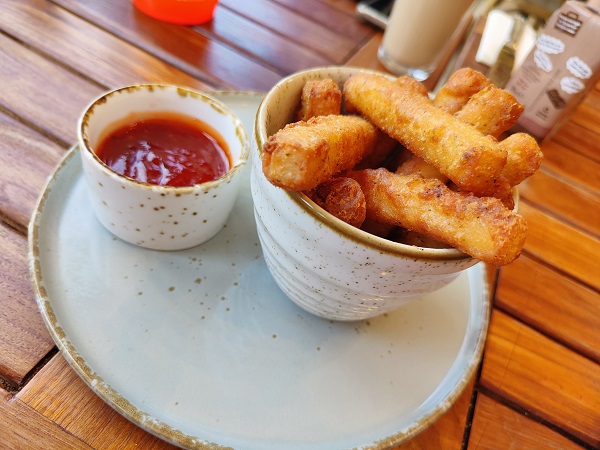 Roots Cafe, Rougham - Halloumi Fries