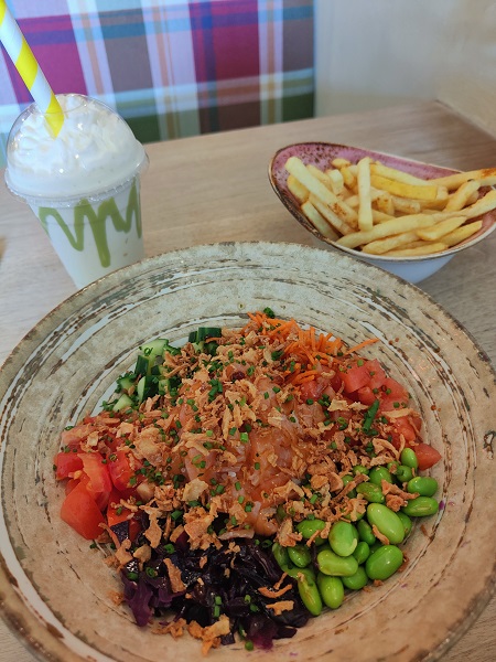 No.4 Restaurant, Abbeygate Cinema, Bury St Edmunds - Poke Bowl and Shake