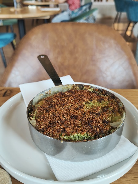 Amelie, Ben's Yard, Ely - Fish Pie