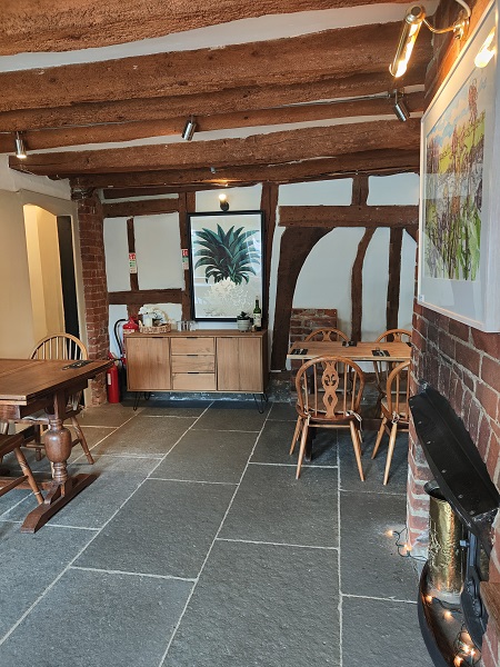 The Bush, Shimpling - Interior 2