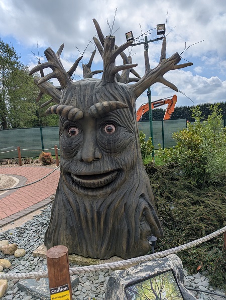 Suffolk Adventure Golf - Singing Tree