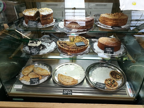 Riverside Garden Centre Cafe - Cake Counter