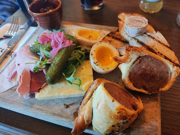 The Rising Sun, Backwell - Ploughman's