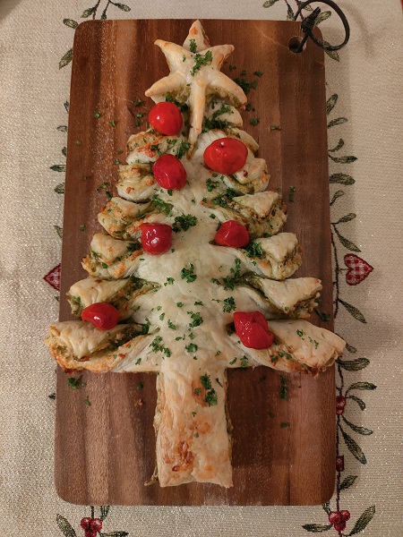 Cheese and pesto puff pastry Christmas tree