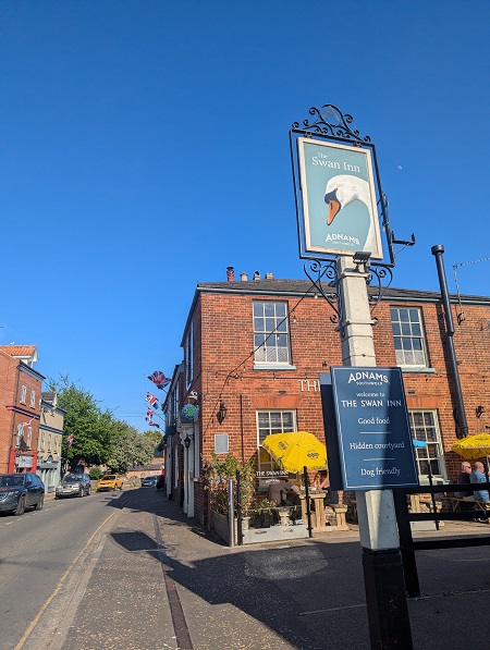 Swan Inn, Stalham - Exterior
