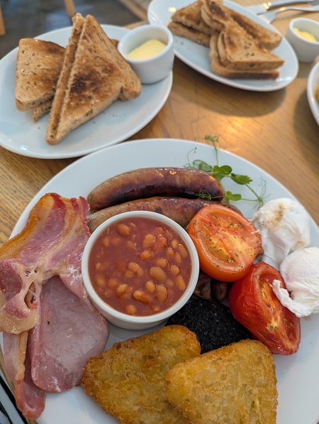 Willow Tree Farm Shop Cafe, Glemsford - Hungry Farmer Breakfast