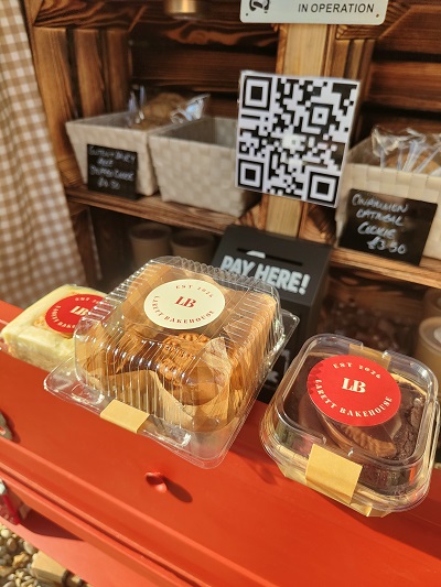 Larett Bakehouse, Bury St Edmunds - Cakes 2