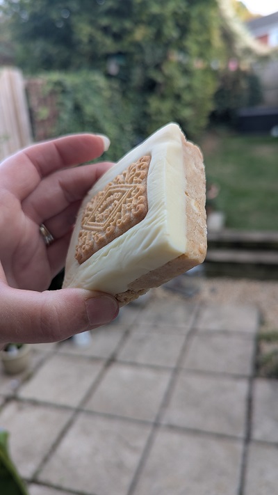Larett Bakehouse, Bury St Edmunds - Custard Cream Slice 1